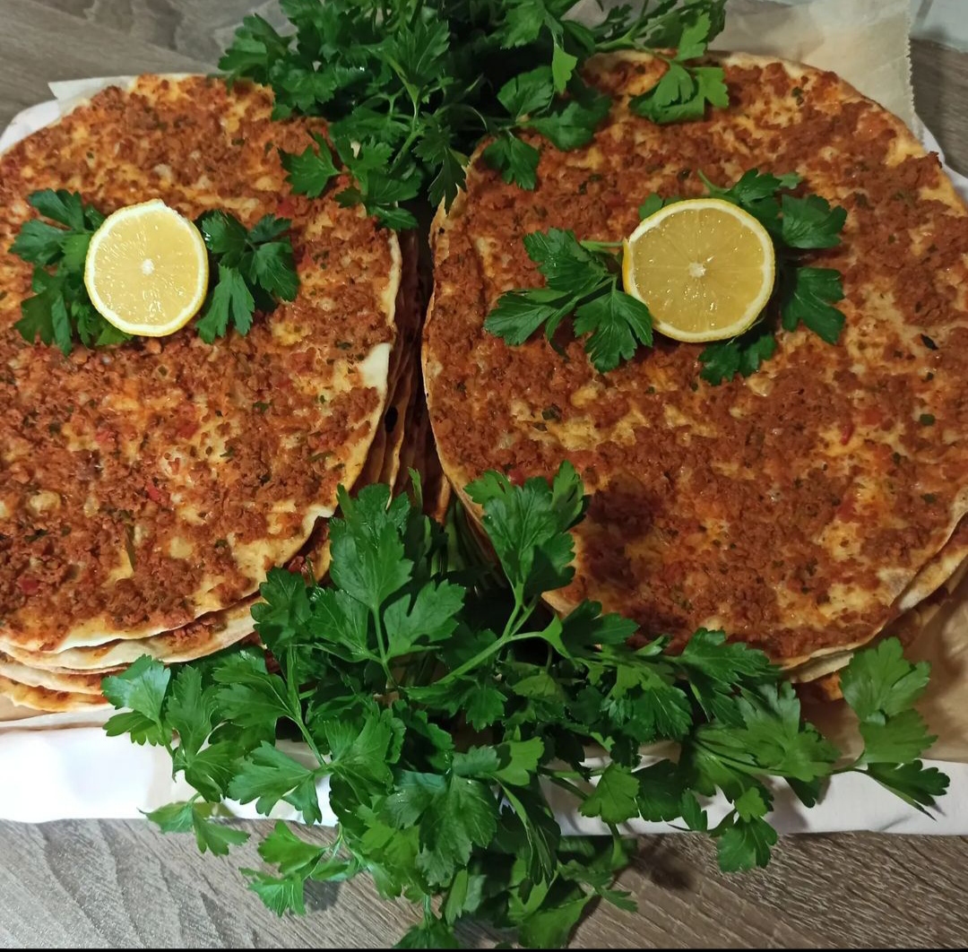 LAHMACUN ÇEŞİTLERİMİZ