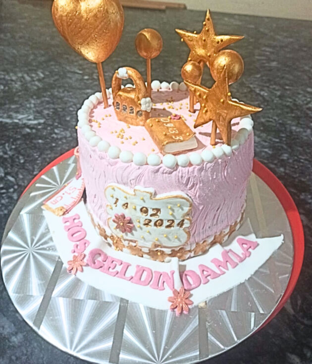 Yenidoğan Pasta (10 kişilik)