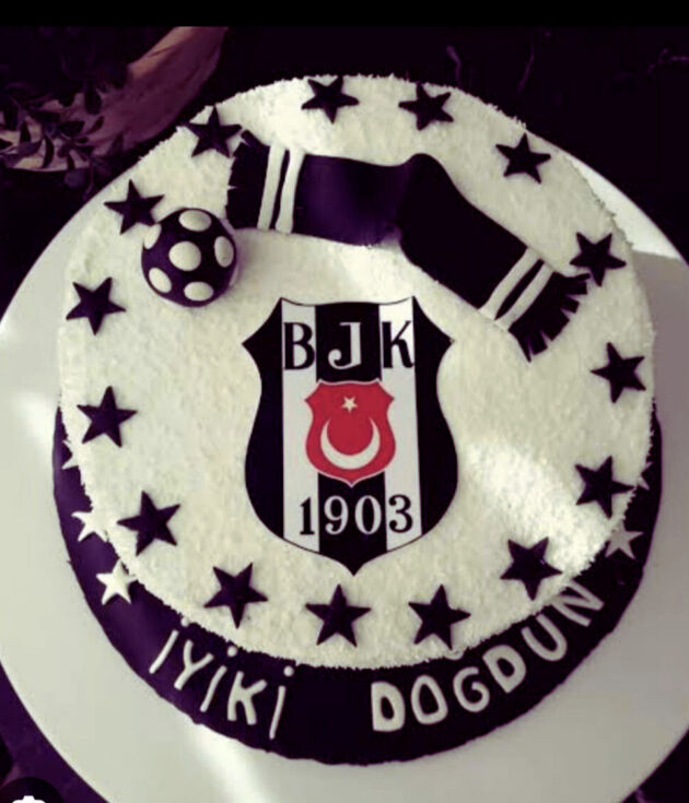 Beşiktaş Pasta (10 kişilik)