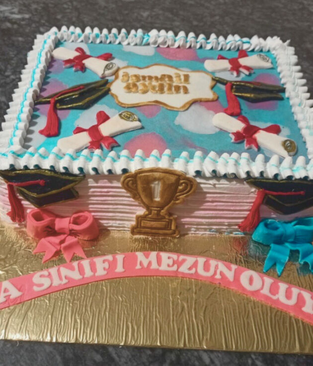 Mezuniyet Pasta (15 kişilik)